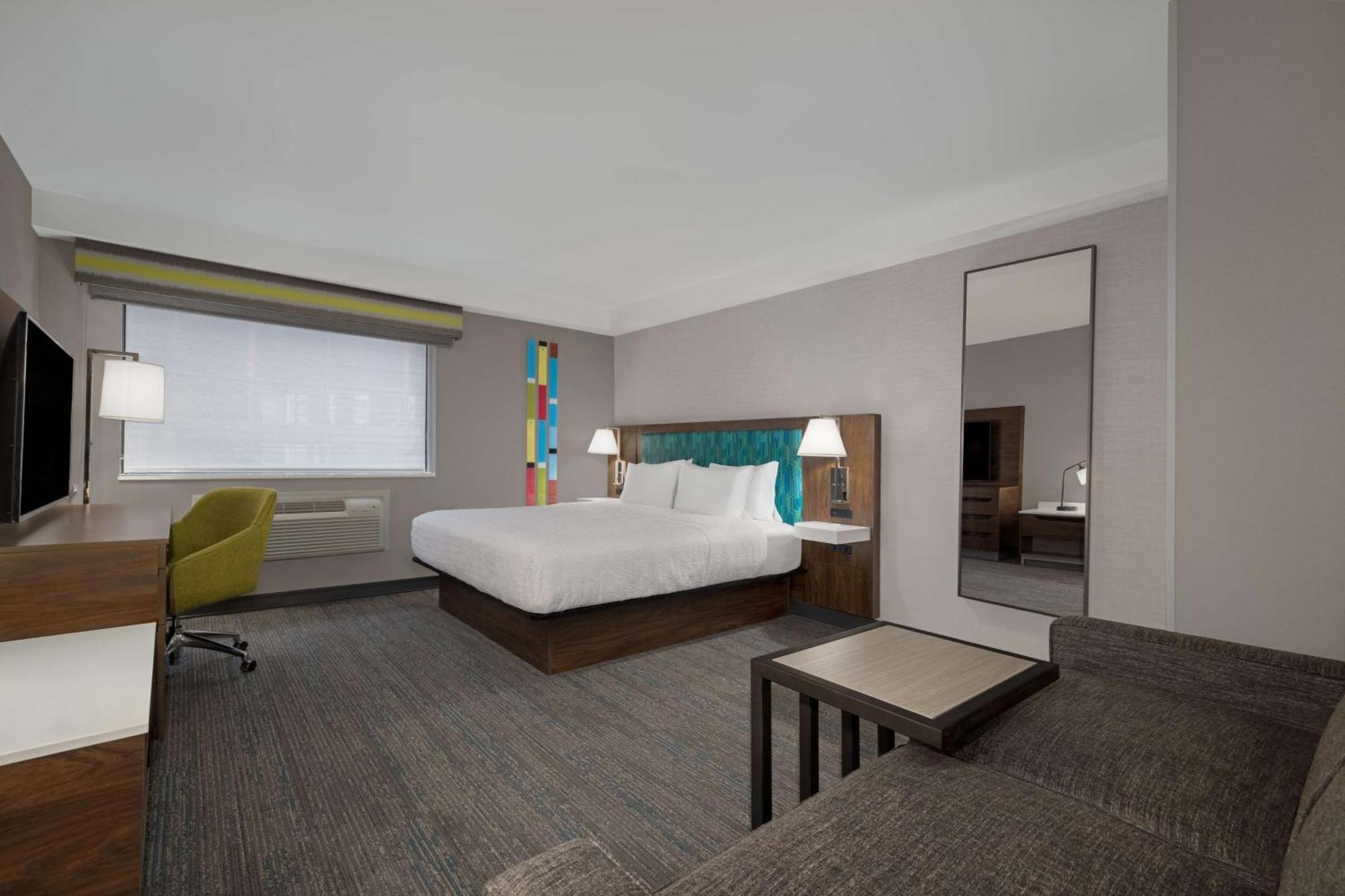 King Studio Suite