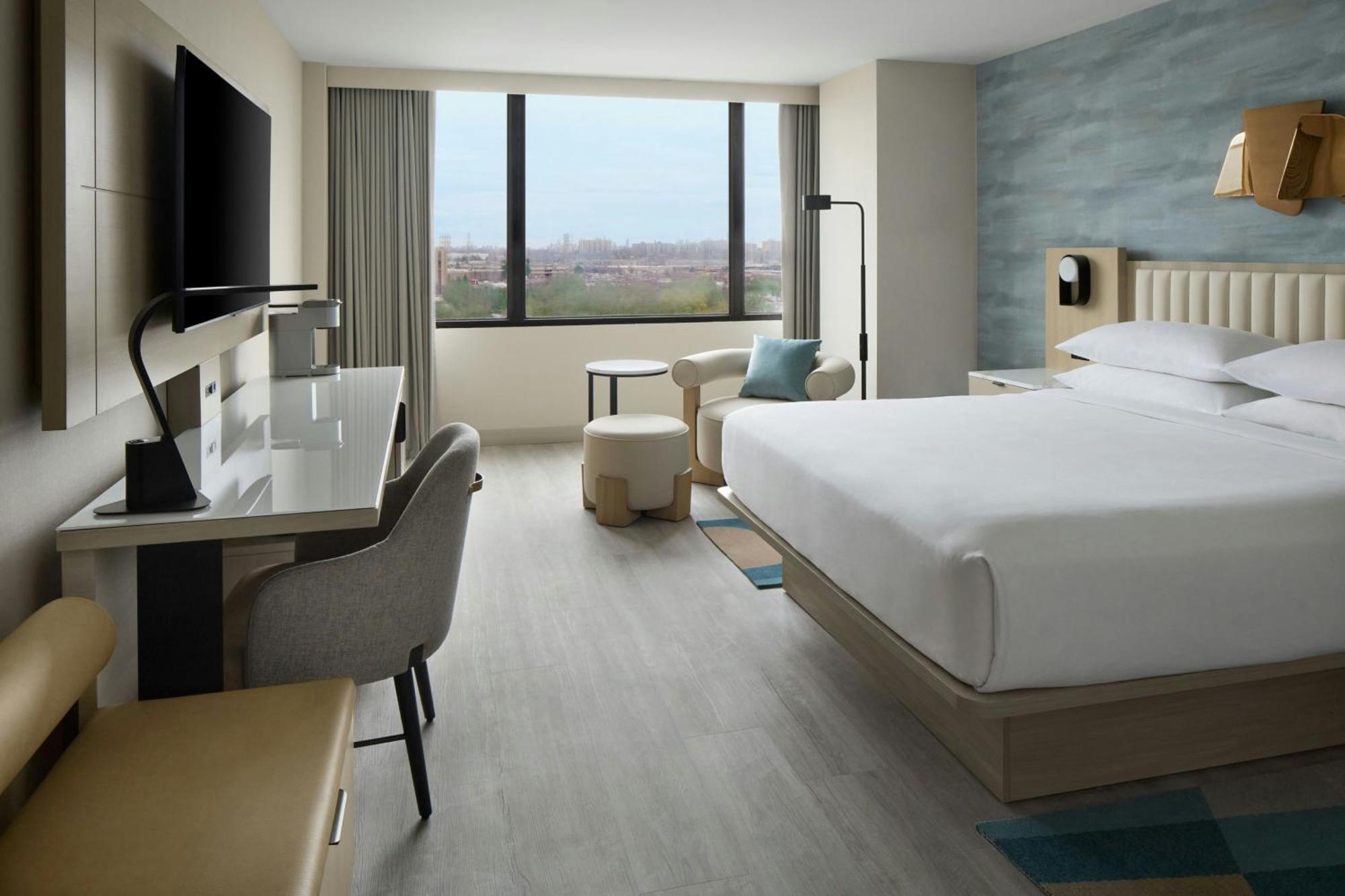 King Room Concierge Level,1774453916:JPEG