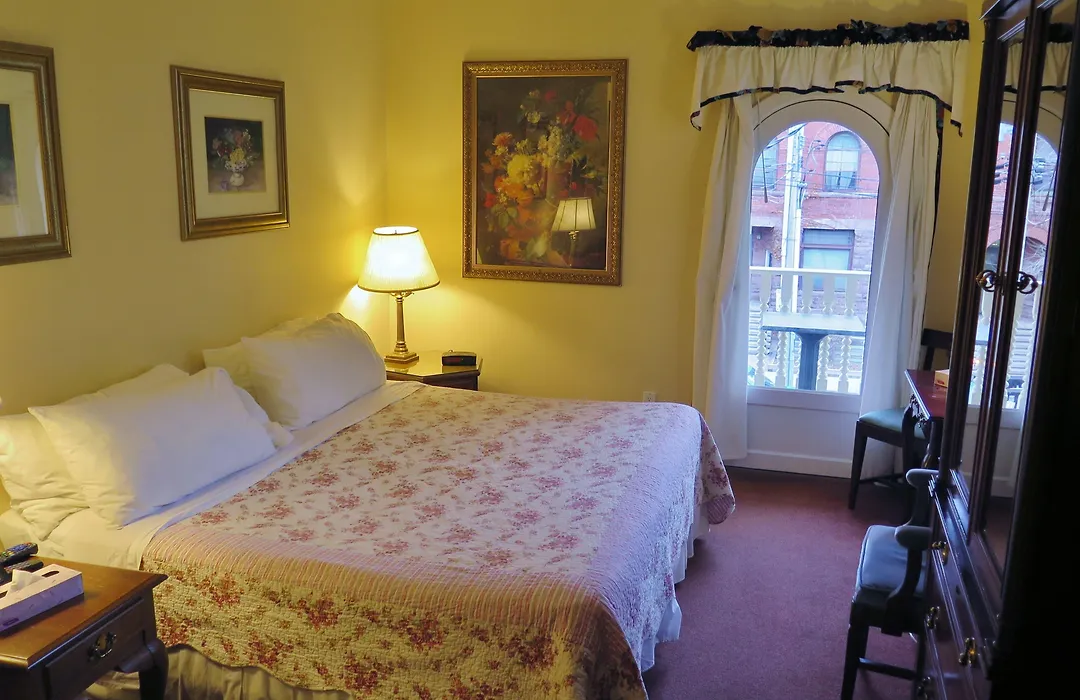 Madison Manor Boutique Hotel-1
