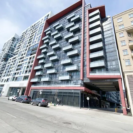 Boutique 2Br Condo By Cn Tower W Free Parking & Gym-2