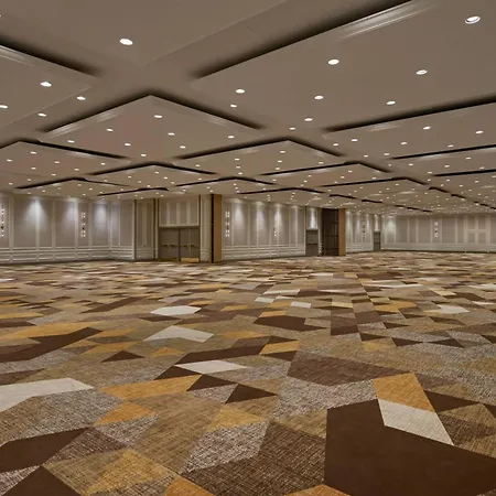Delta Hotels By Marriott Toronto Airport & Conference Centre-3
